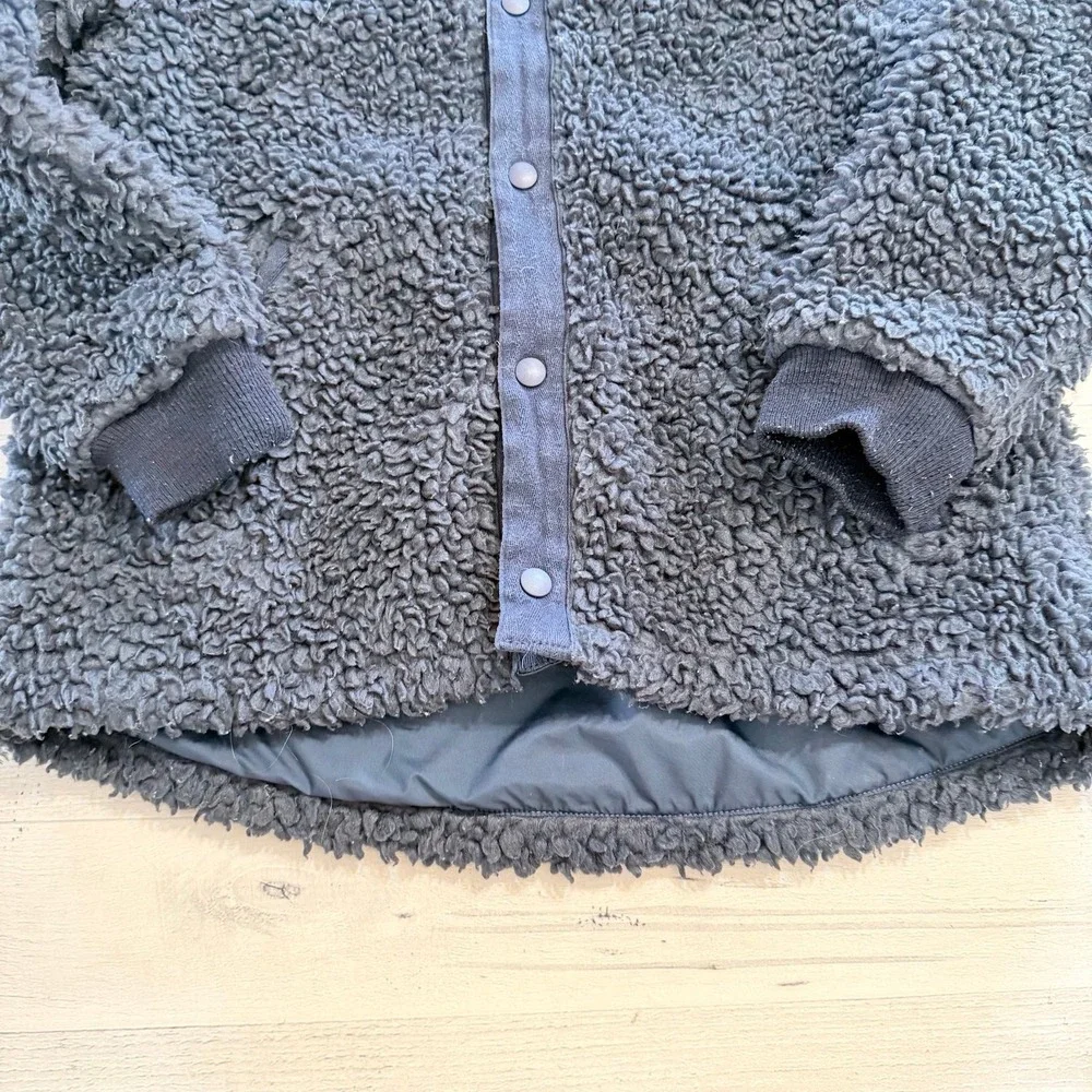 Patagonia Kids' Retro-X Bomber‎ Jacket navy blue kids size 12